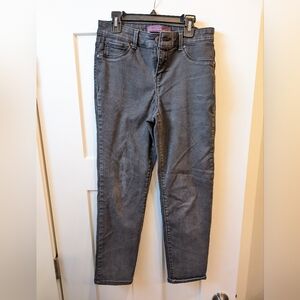 Gloria Vanderbilt Black Ankle Jeans
